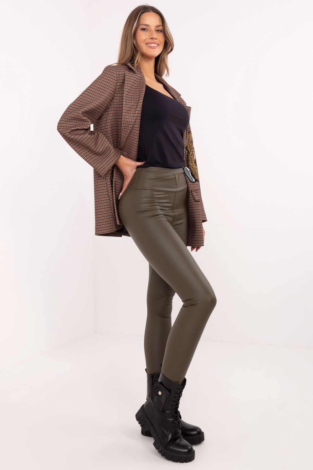 Legginsy Model NM-LG-TR1853.23 Khaki - NM - obrazek 2
