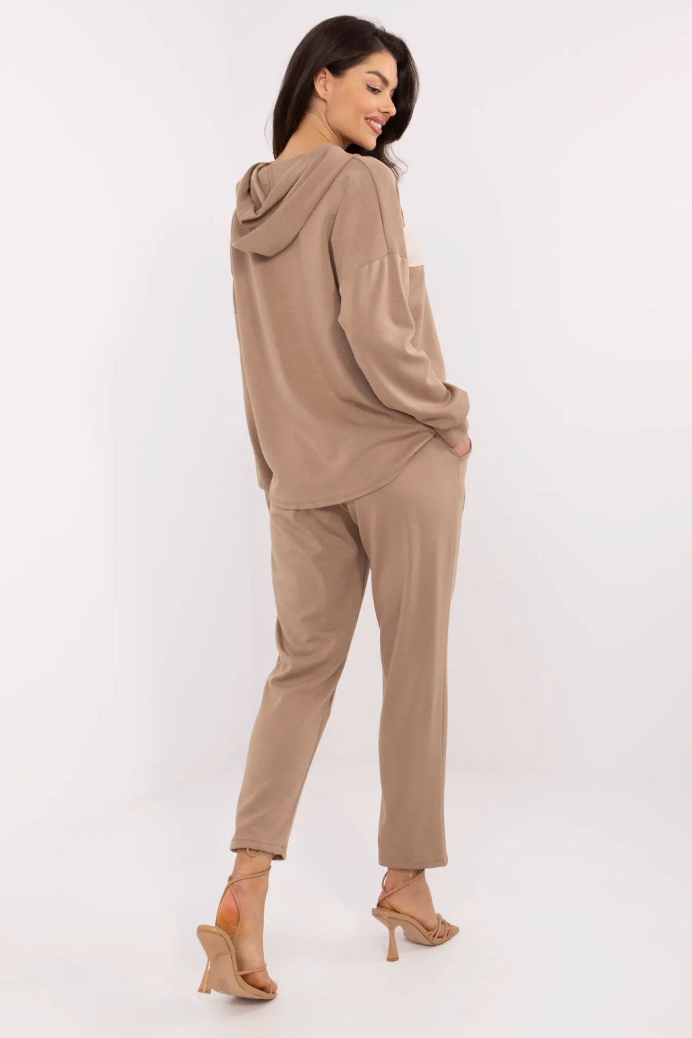 Spodnie Komplet Model MI-KMPL-M61431.68P Dark Beige - Italy Moda - obrazek 3
