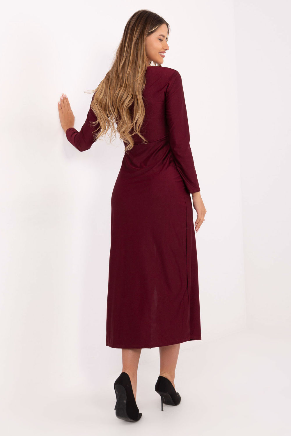 Sukienka Model IT-SK-21609.83 Bordo - Italy Moda - obrazek 3